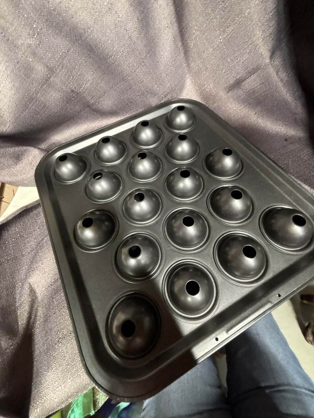Non-Stick Cake Pop Maker Pan 18-Hole Black